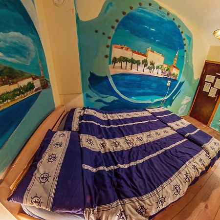 Hostel Mali Mrak Zagreb Dış mekan fotoğraf