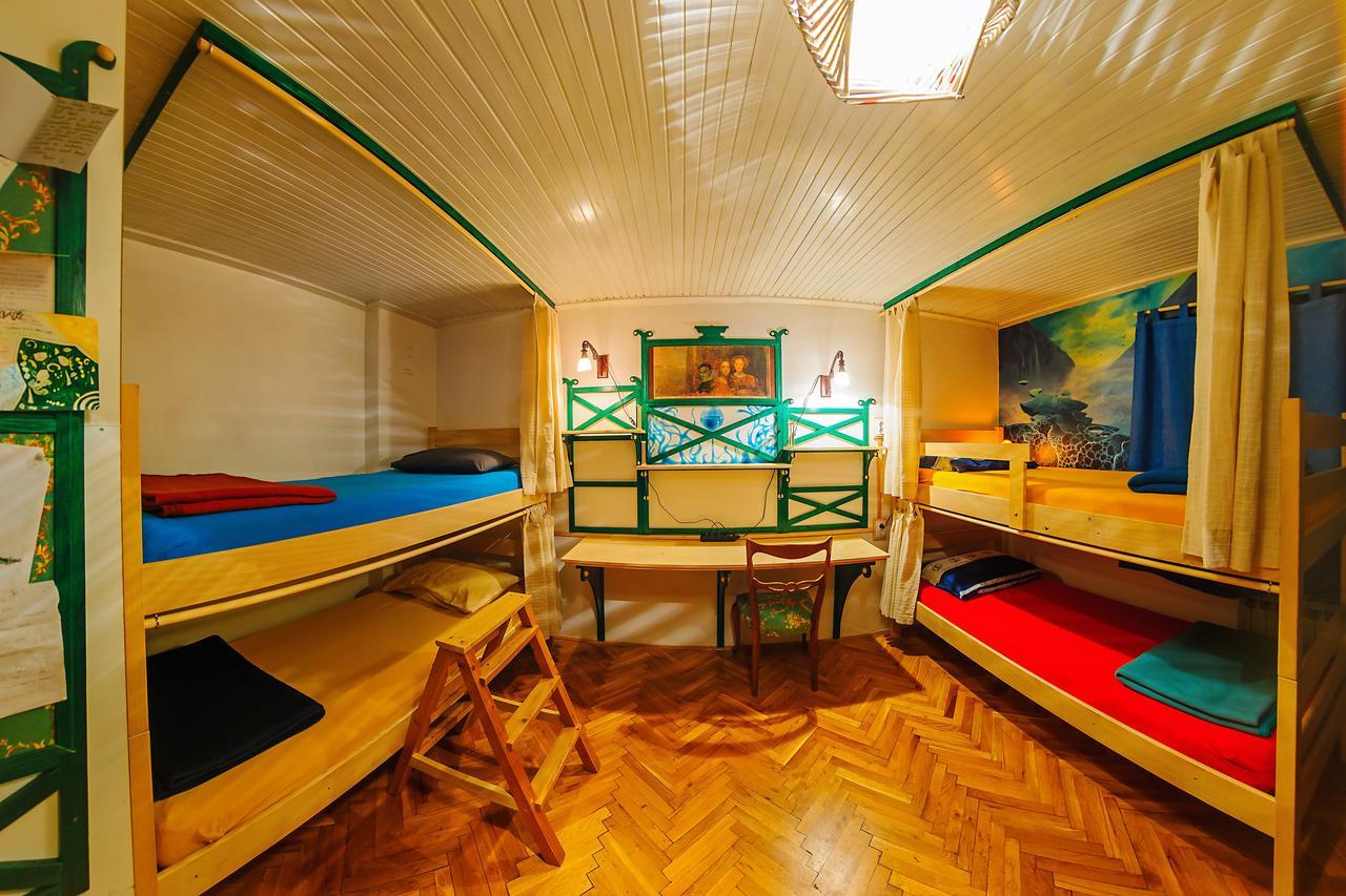 Hostel Mali Mrak Zagreb Dış mekan fotoğraf